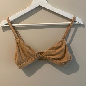 SKIMS Fits Everybody Triangle Bralette - NUDE